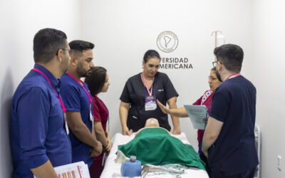 Charla sobre Taller de Código Rojo en la Universidad Sudamericana