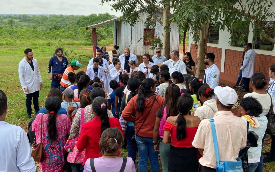 Jornada de asistencia médica y charla educativa en la Comunidad Indígena Atyva